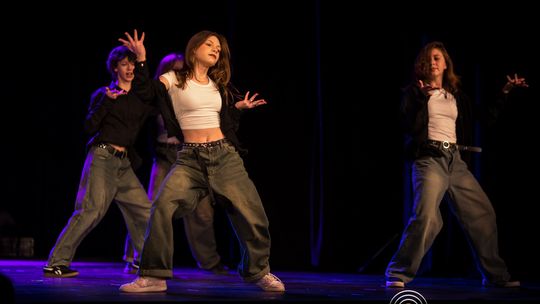 zdjęcie przedstawia dzieci podczas 2. Gorlickiego Festiwalu Tańca 2026