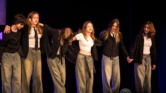 zdjęcie przedstawia dzieci podczas 2. Gorlickiego Festiwalu Tańca 2026