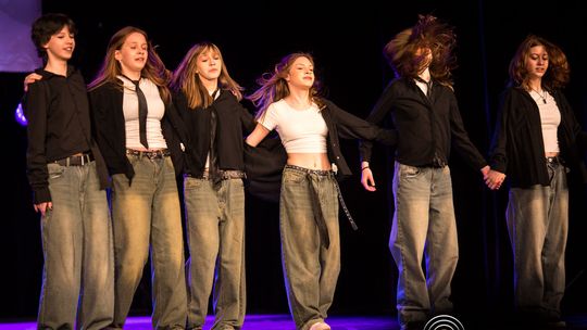 zdjęcie przedstawia dzieci podczas 2. Gorlickiego Festiwalu Tańca 2026