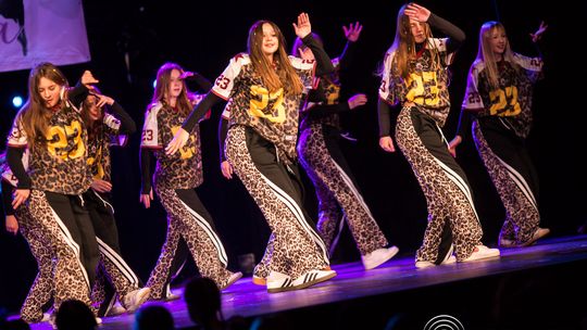 zdjęcie przedstawia dzieci podczas 2. Gorlickiego Festiwalu Tańca 2026