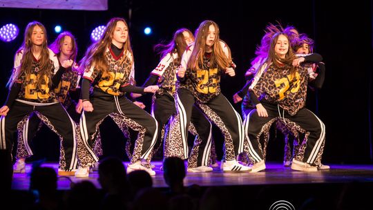 zdjęcie przedstawia dzieci podczas 2. Gorlickiego Festiwalu Tańca 2026