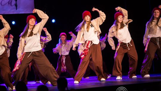 zdjęcie przedstawia dzieci podczas 2. Gorlickiego Festiwalu Tańca 2026