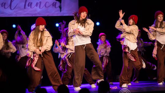 zdjęcie przedstawia dzieci podczas 2. Gorlickiego Festiwalu Tańca 2026