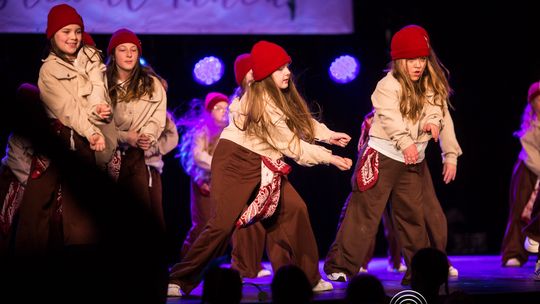 zdjęcie przedstawia dzieci podczas 2. Gorlickiego Festiwalu Tańca 2026
