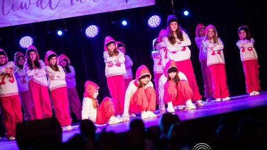 zdjęcie przedstawia dzieci podczas 2. Gorlickiego Festiwalu Tańca 2026