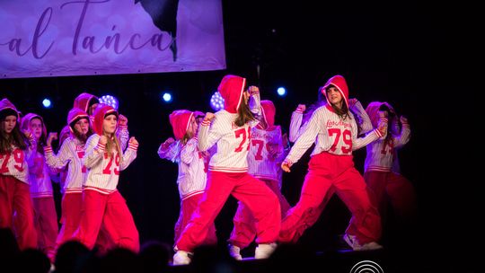 zdjęcie przedstawia dzieci podczas 2. Gorlickiego Festiwalu Tańca 2026