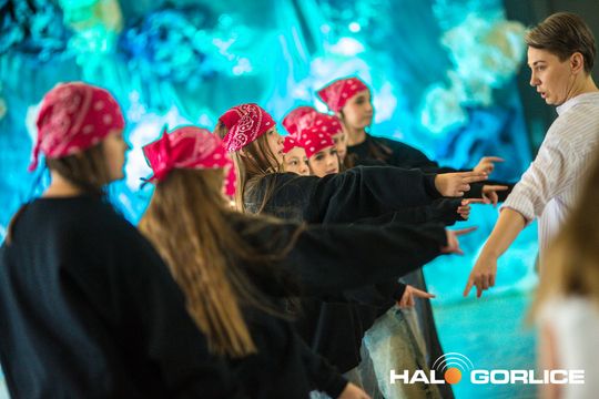 zdjęcie przedstawia dzieci podczas 2. Gorlickiego Festiwalu Tańca 2026