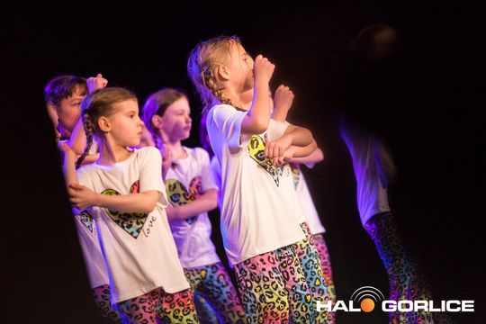 zdjęcie przedstawia dzieci podczas 2. Gorlickiego Festiwalu Tańca 2026