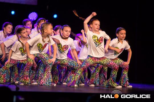 zdjęcie przedstawia dzieci podczas 2. Gorlickiego Festiwalu Tańca 2026