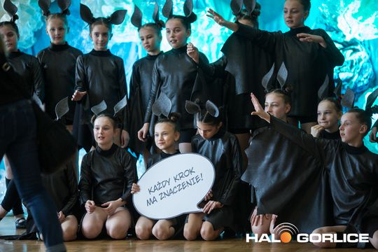 zdjęcie przedstawia dzieci podczas 2. Gorlickiego Festiwalu Tańca 2026