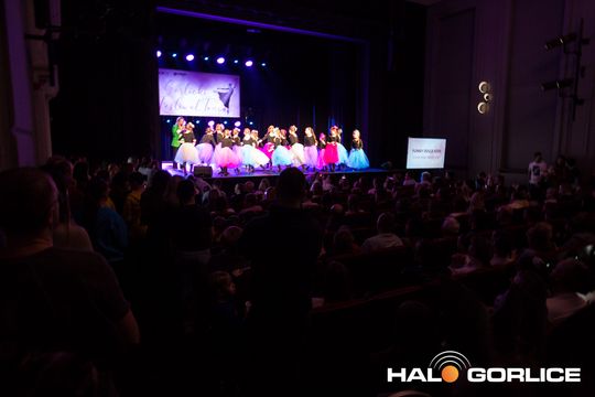 zdjęcie przedstawia dzieci podczas 2. Gorlickiego Festiwalu Tańca 2026