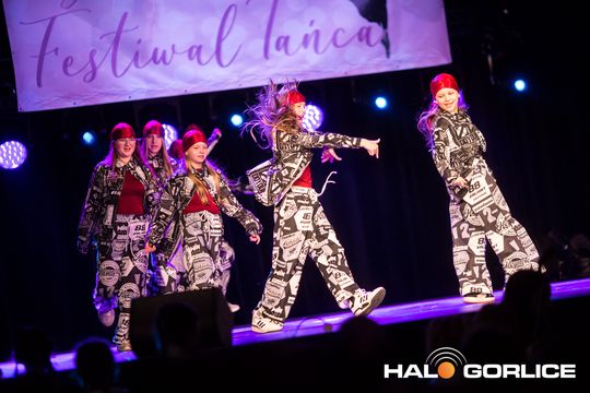 zdjęcie przedstawia dzieci podczas 2. Gorlickiego Festiwalu Tańca 2026