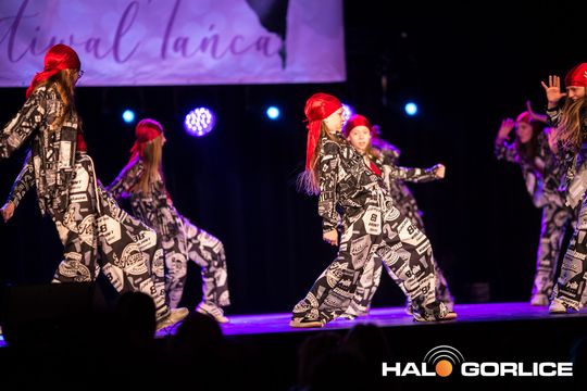 zdjęcie przedstawia dzieci podczas 2. Gorlickiego Festiwalu Tańca 2026