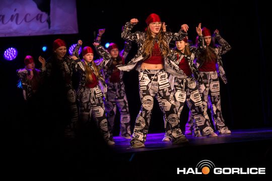 zdjęcie przedstawia dzieci podczas 2. Gorlickiego Festiwalu Tańca 2026