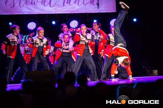 zdjęcie przedstawia dzieci podczas 2. Gorlickiego Festiwalu Tańca 2026