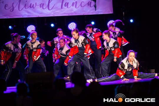 zdjęcie przedstawia dzieci podczas 2. Gorlickiego Festiwalu Tańca 2026