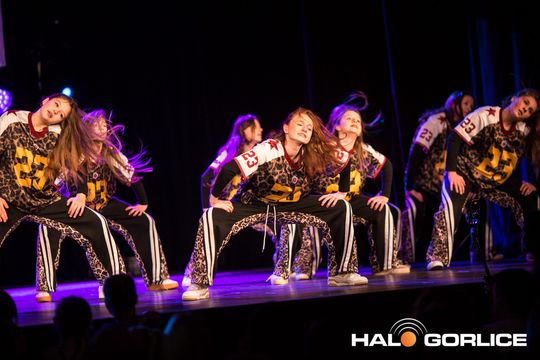 zdjęcie przedstawia dzieci podczas 2. Gorlickiego Festiwalu Tańca 2026