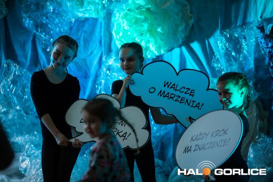 zdjęcie przedstawia dzieci podczas 2. Gorlickiego Festiwalu Tańca 2026