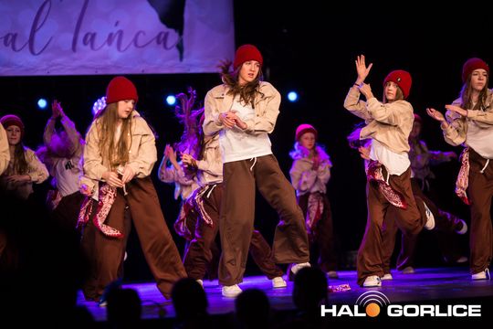 zdjęcie przedstawia dzieci podczas 2. Gorlickiego Festiwalu Tańca 2026