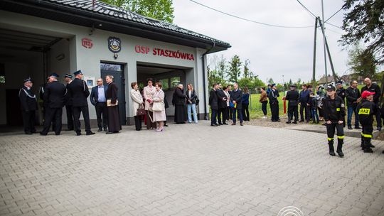 Przywitanie wozu strażackiego w OSP Staszkówka (9 maja 2026)