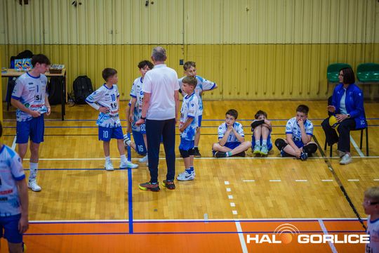 zdjęcie przedstawia siatkarzy GKPS Gorlice