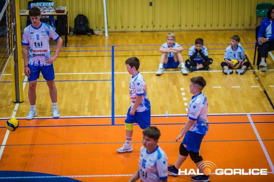 zdjęcie przedstawia siatkarzy GKPS Gorlice