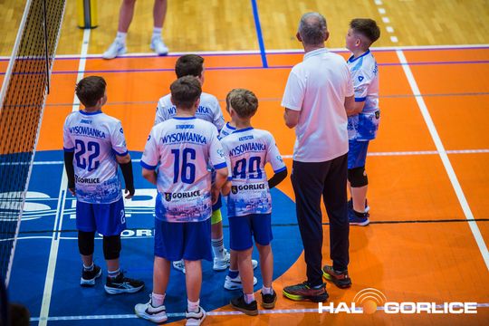 zdjęcie przedstawia siatkarzy GKPS Gorlice
