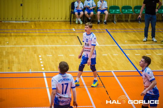 zdjęcie przedstawia siatkarzy GKPS Gorlice