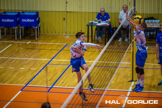 zdjęcie przedstawia siatkarzy GKPS Gorlice