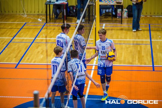 zdjęcie przedstawia siatkarzy GKPS Gorlice