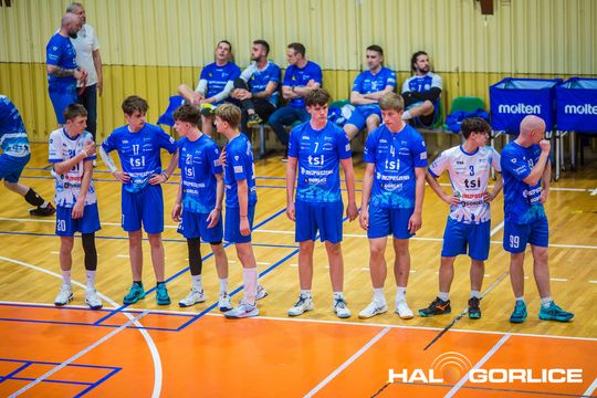 zdjęcie przedstawia siatkarzy GKPS Gorlice