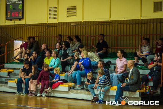 zdjęcie przedstawia siatkarzy GKPS Gorlice