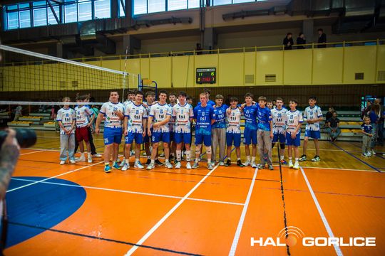 zdjęcie przedstawia siatkarzy GKPS Gorlice