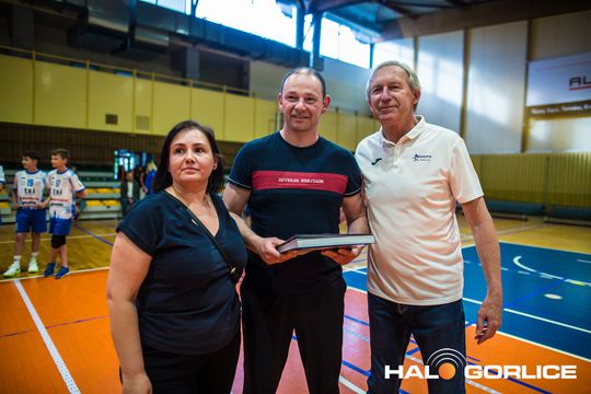 zdjęcie przedstawia siatkarzy GKPS Gorlice