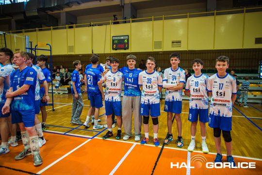 zdjęcie przedstawia siatkarzy GKPS Gorlice