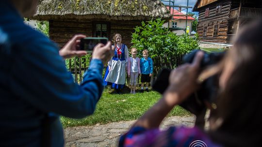 Plener malarsko-rysunkowo-fotograficzny w Skansenie w Szymbarku (4 lipca 2026)