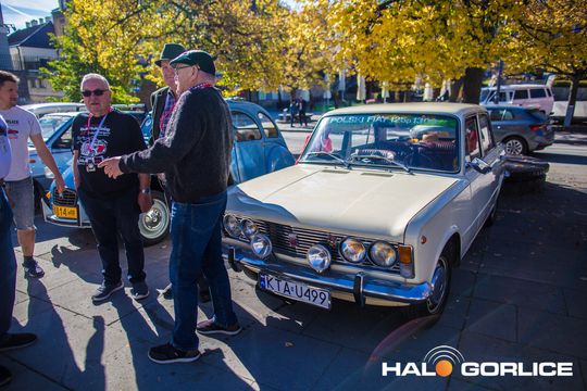 stare samochody na gorlickim Rynku