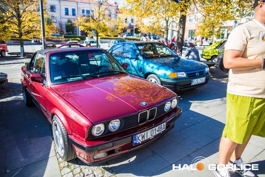 stare samochody na gorlickim Rynku