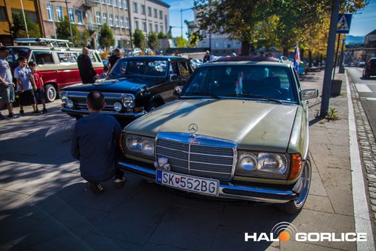 stare samochody na gorlickim Rynku