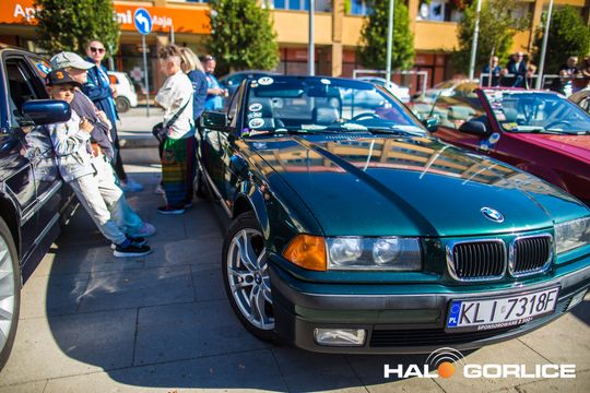 stare samochody na gorlickim Rynku