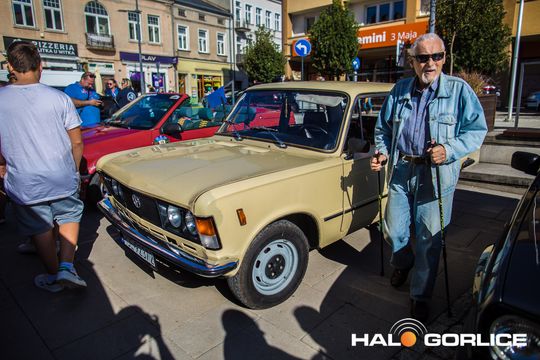 stare samochody na gorlickim Rynku