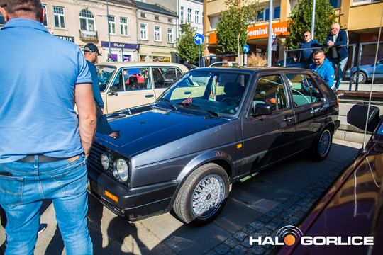 stare samochody na gorlickim Rynku