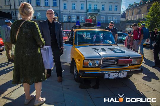stare samochody na gorlickim Rynku