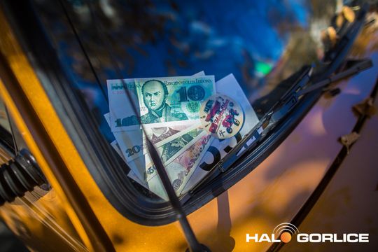 stare samochody na gorlickim Rynku