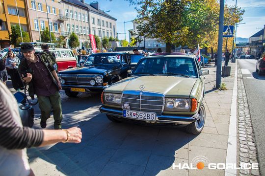 stare samochody na gorlickim Rynku