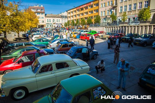 stare samochody na gorlickim Rynku