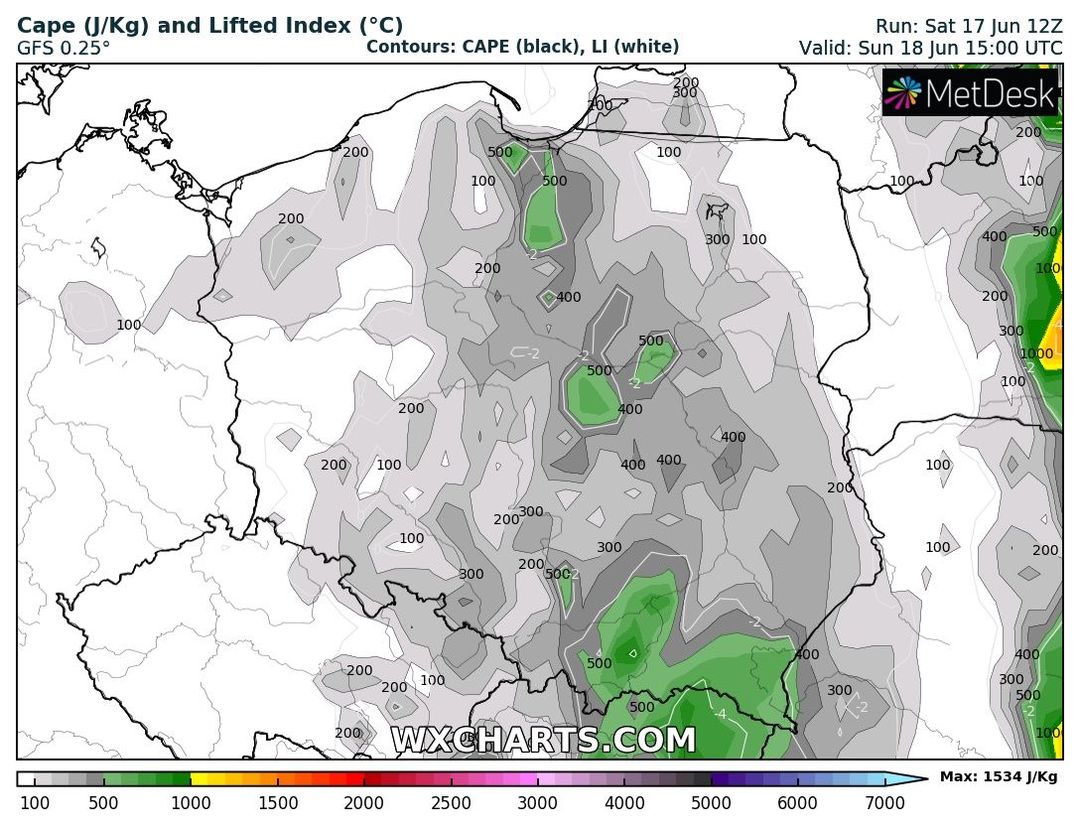 wyliczany wzrost CAPE w niedzielne popołudnie, źródło: wxcharts.com.pl