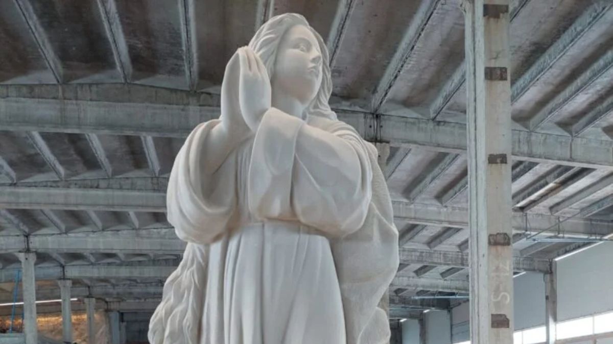 Figura Maryi Niepokalanej Gorlice