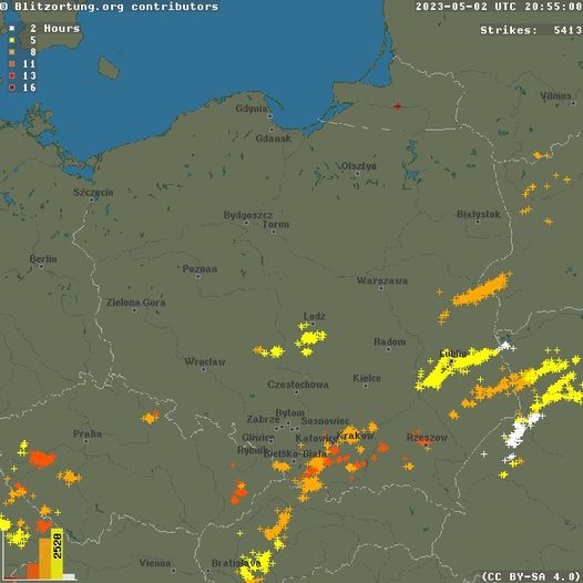 zarejestrowane wyładowania atmosferyczne w Polsce 2 maja, źródło: Blitzortung.org