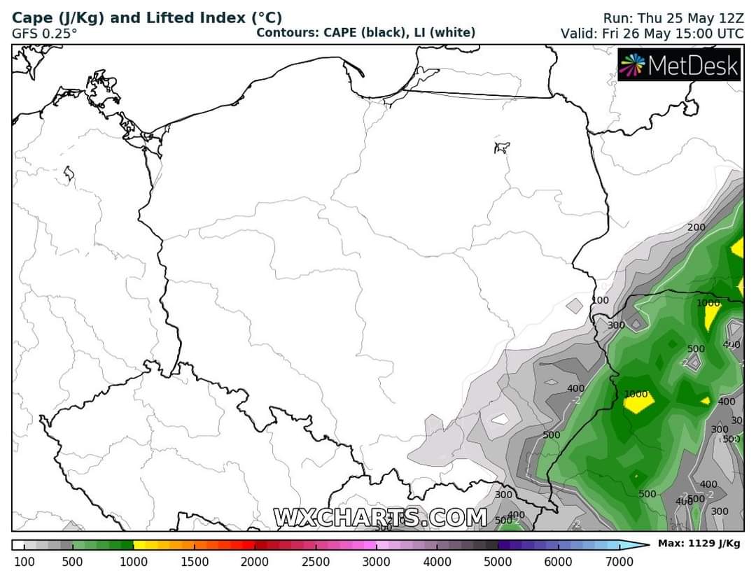 Wyliczany wzrost CAPE, czyli energii potencjalnej dostępnej dla procesu konwekcji w piątkowe popołudnie, źródło: wxcharts.com